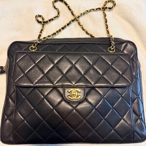 CHANEL Black Quilted Leather Shoulder Bag with Gold Hardware